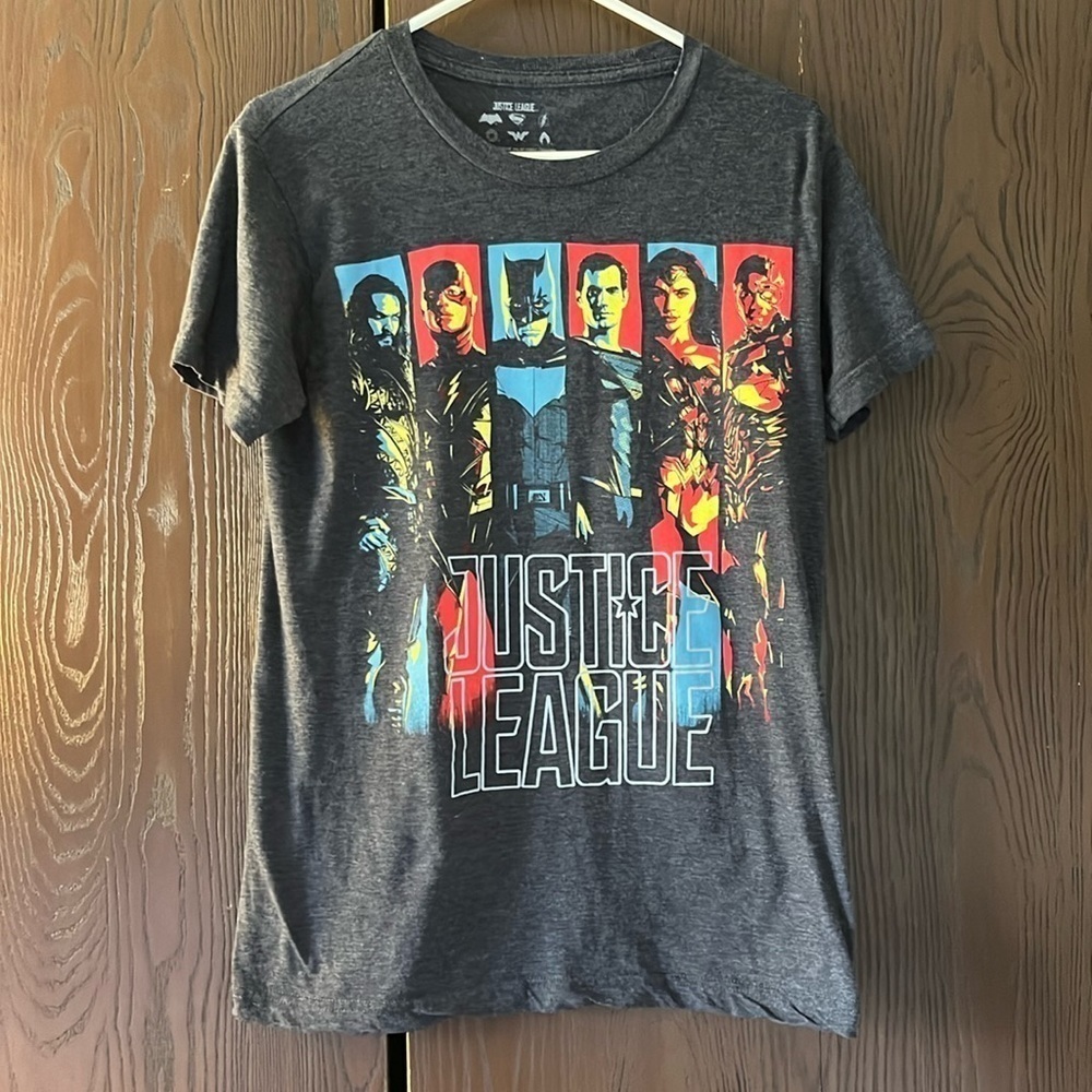 Justice League dark gray short sleeved t-shirt with characters. Size Small.